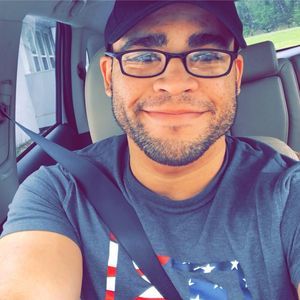 Meet your Posher, Aaron